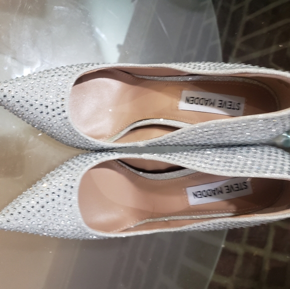 Silver Rhinestone Pumps - Picture 2 of 3